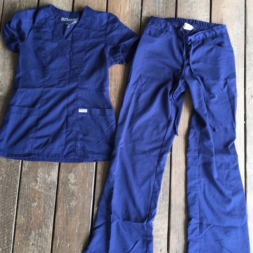 Navy blue greys anatomy scrub set